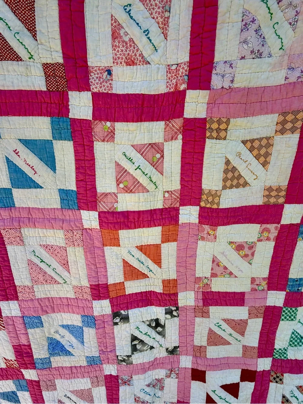 Vintage Friendship Signature Quilt - Hand Quilted Pink Patchwork 61 x 74”